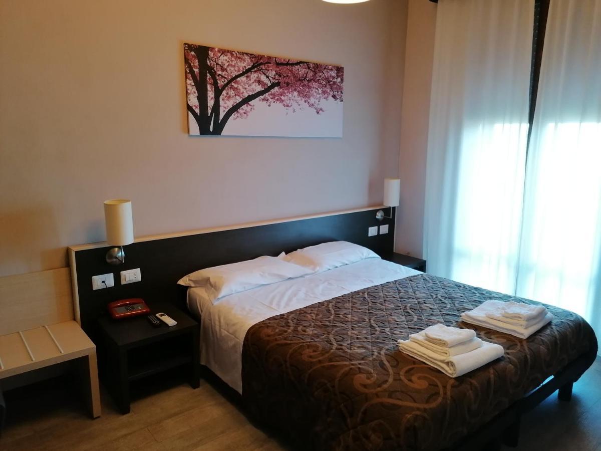 Hotel Eden Vignola  Esterno foto